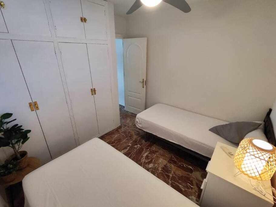 Fuengirola Frente Al Mar Apt Екстер'єр фото